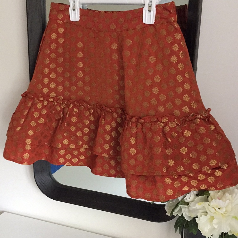 THML Skirt - Picture 2 of 4